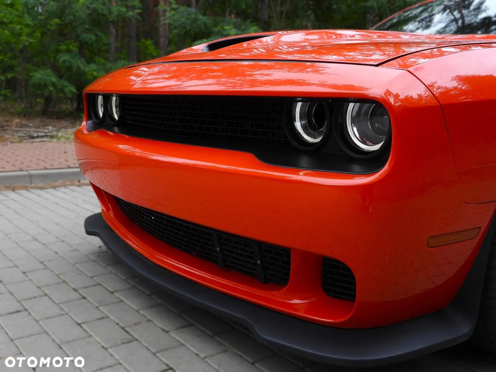 Dodge Challenger - 5