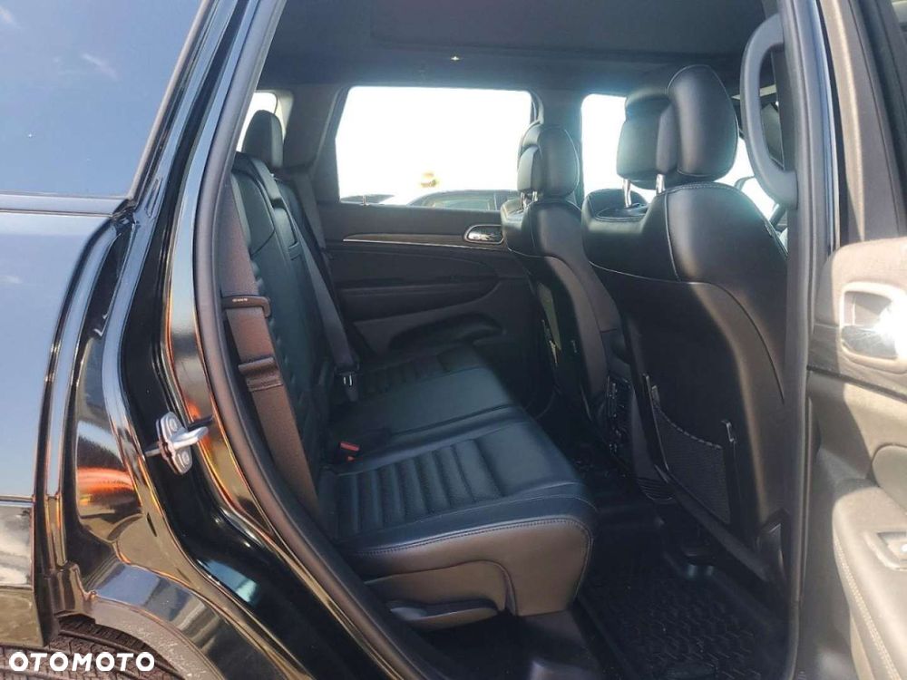 Jeep Grand Cherokee - 9