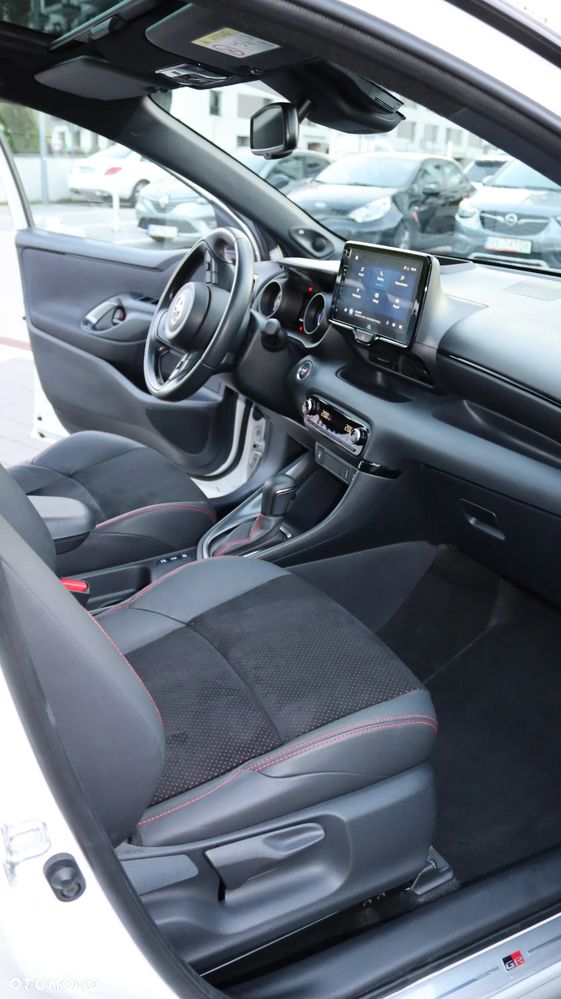 Toyota Yaris 1.5 VVT-i GR SPORT - 10