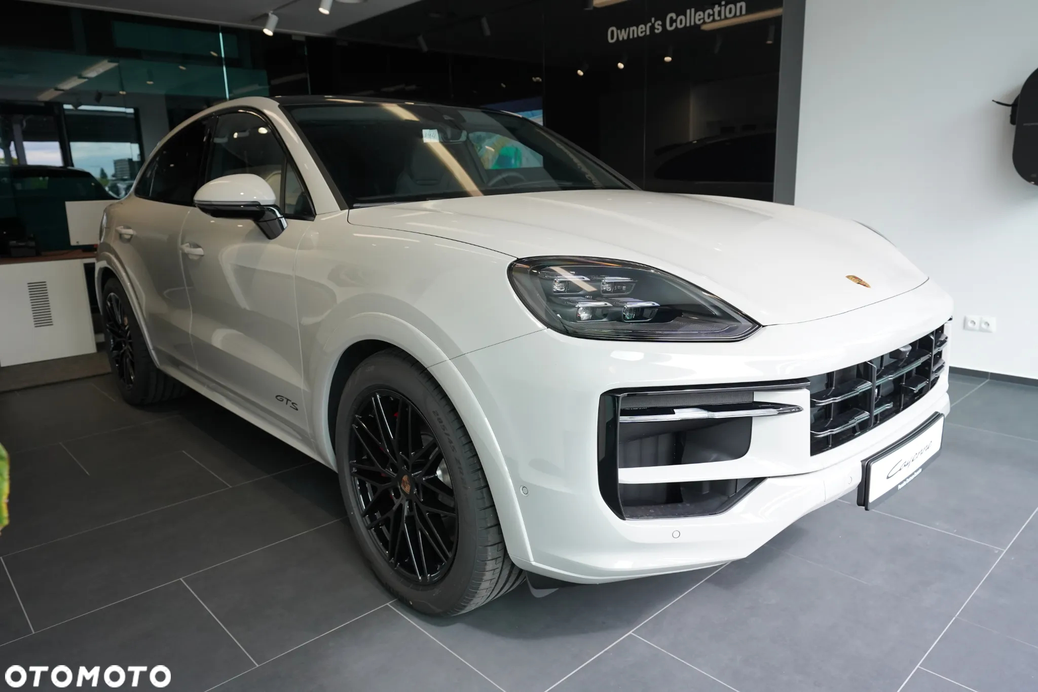 Porsche Cayenne Coupe GTS - 4