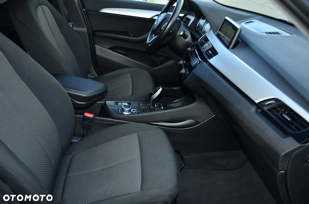 BMW X1 sDrive18d Business Edition - 21