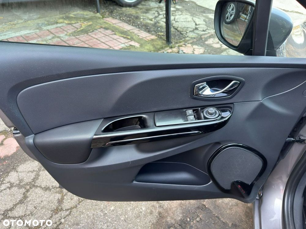 Renault Clio - 14