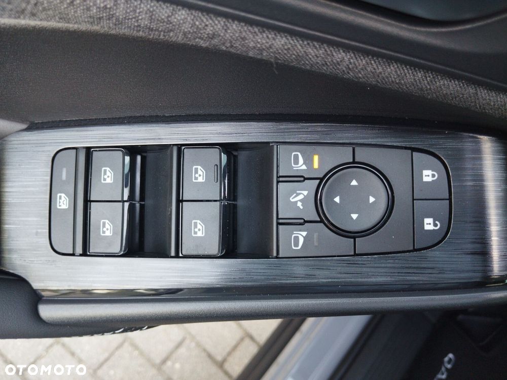 Nissan Qashqai 1.3 DIG-T MHEV Acenta Xtronic - 19