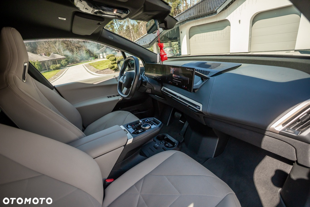 BMW iX xDrive40 76.6kWh - 20