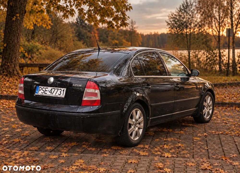 Skoda Superb 2007 photo 4