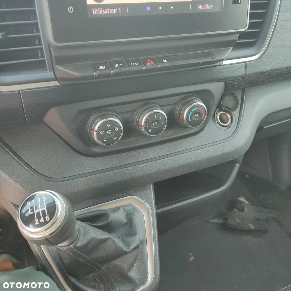 Nissan Primastar - 8