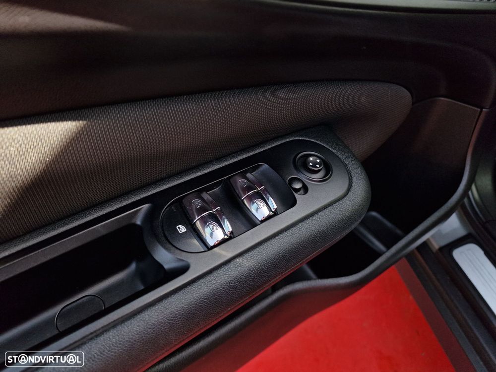 MINI Clubman One D - 9