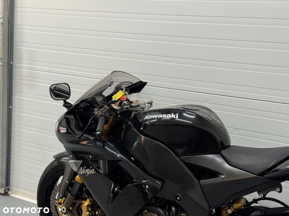 Kawasaki ZXR - 17