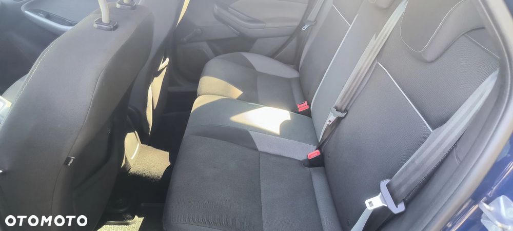 Ford Focus 1.6 Trend - 15