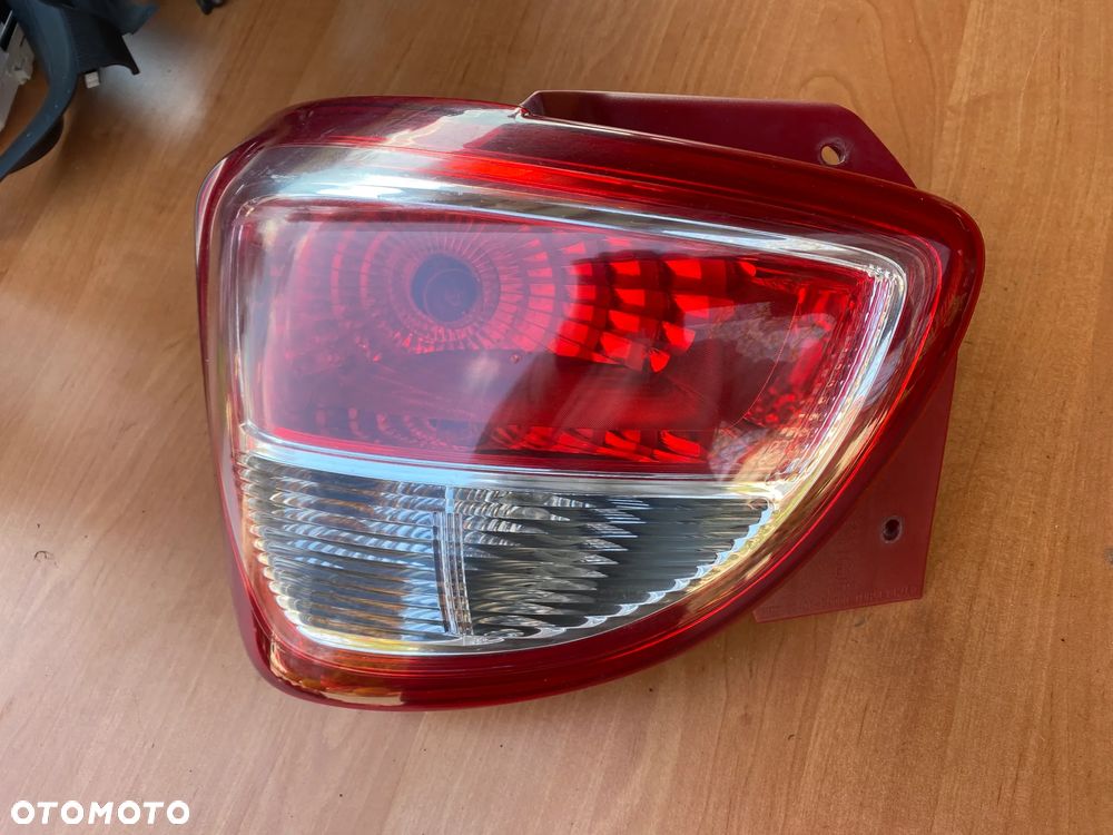 LAMPA TYŁ TYLNA PRAWA LUB LEWA HYUNDAI I10 II - 3