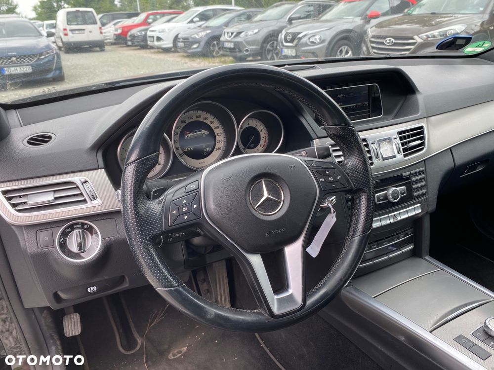 Mercedes-Benz Klasa E 200 7G-TRONIC Avantgarde - 33