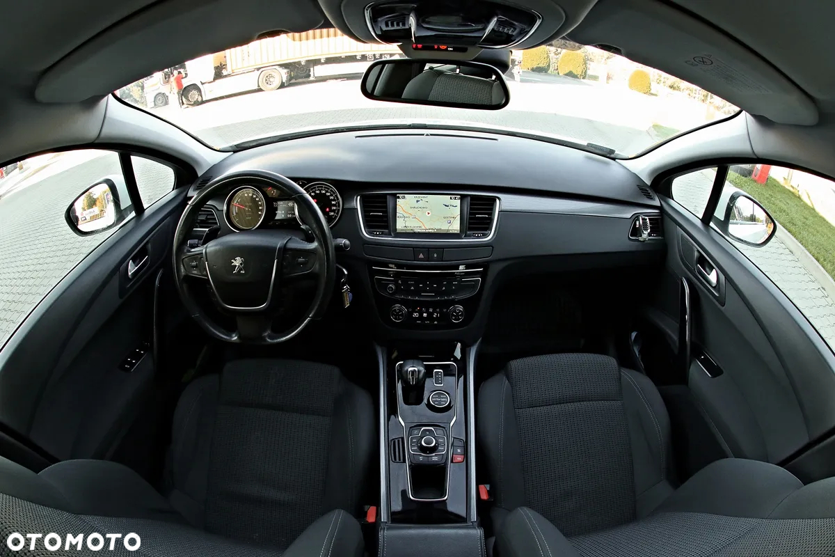 Peugeot 508 RXH 2.0 HDi HYbrid4 - 18