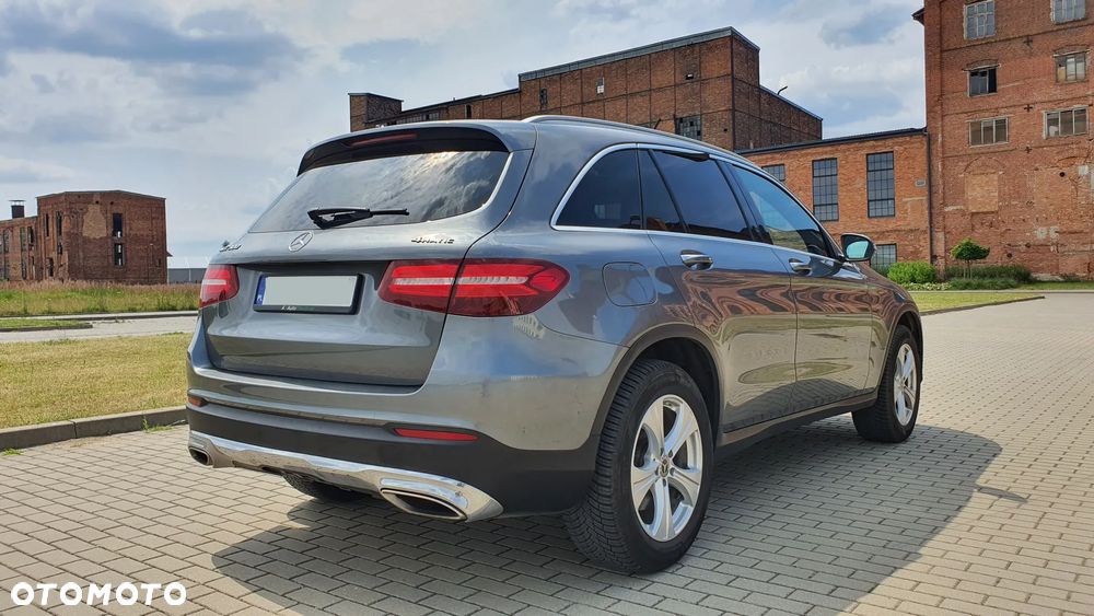 Mercedes-Benz GLC 300 4Matic 9G-TRONIC - 22