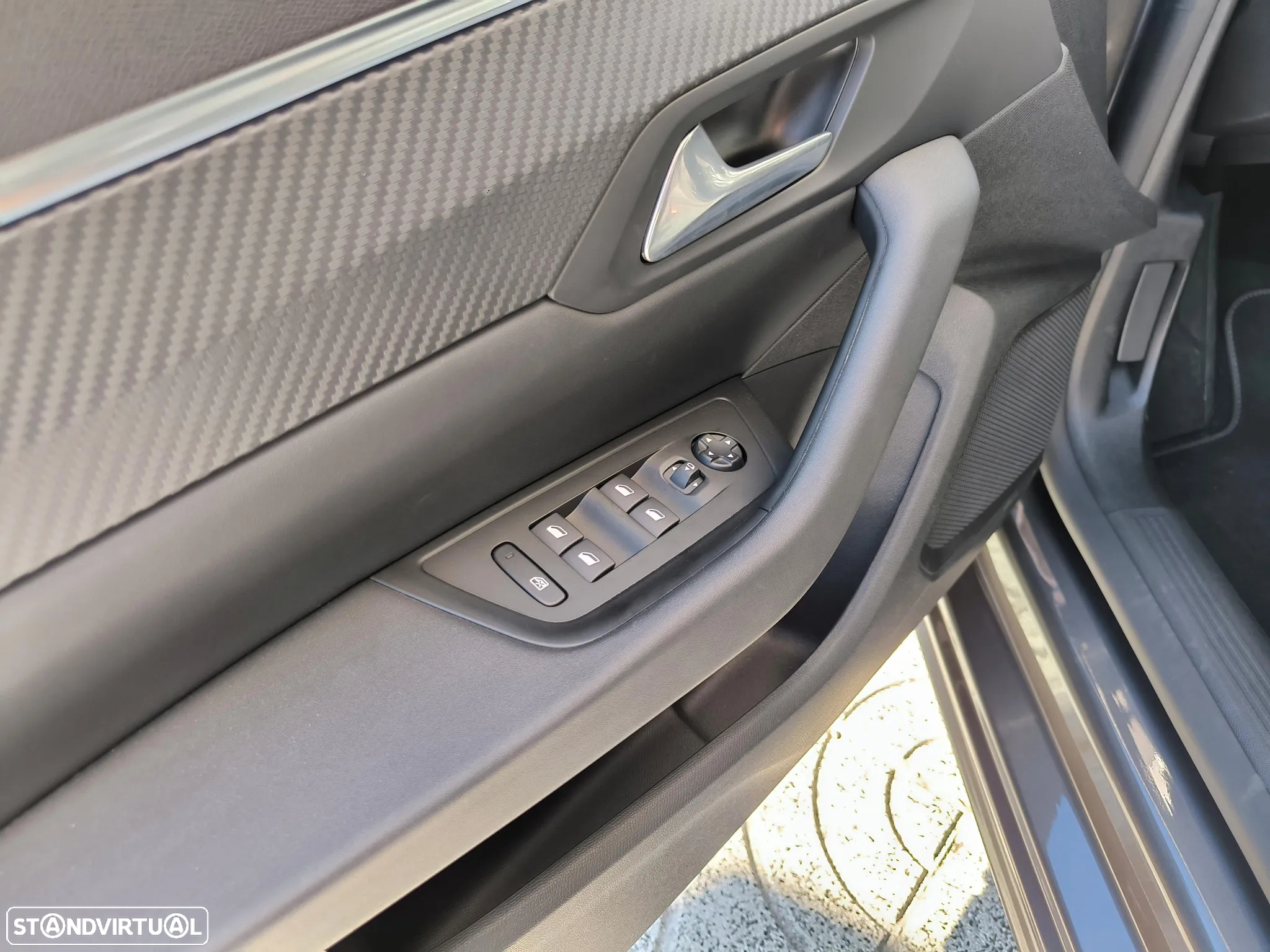 Peugeot 508 1.6 Hybrid Allure Pack e-EAT8 - 19