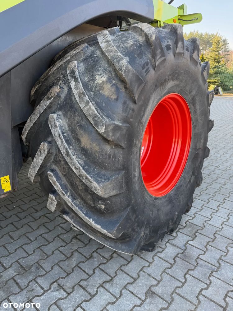Claas Lexion 650 4x4 - 10