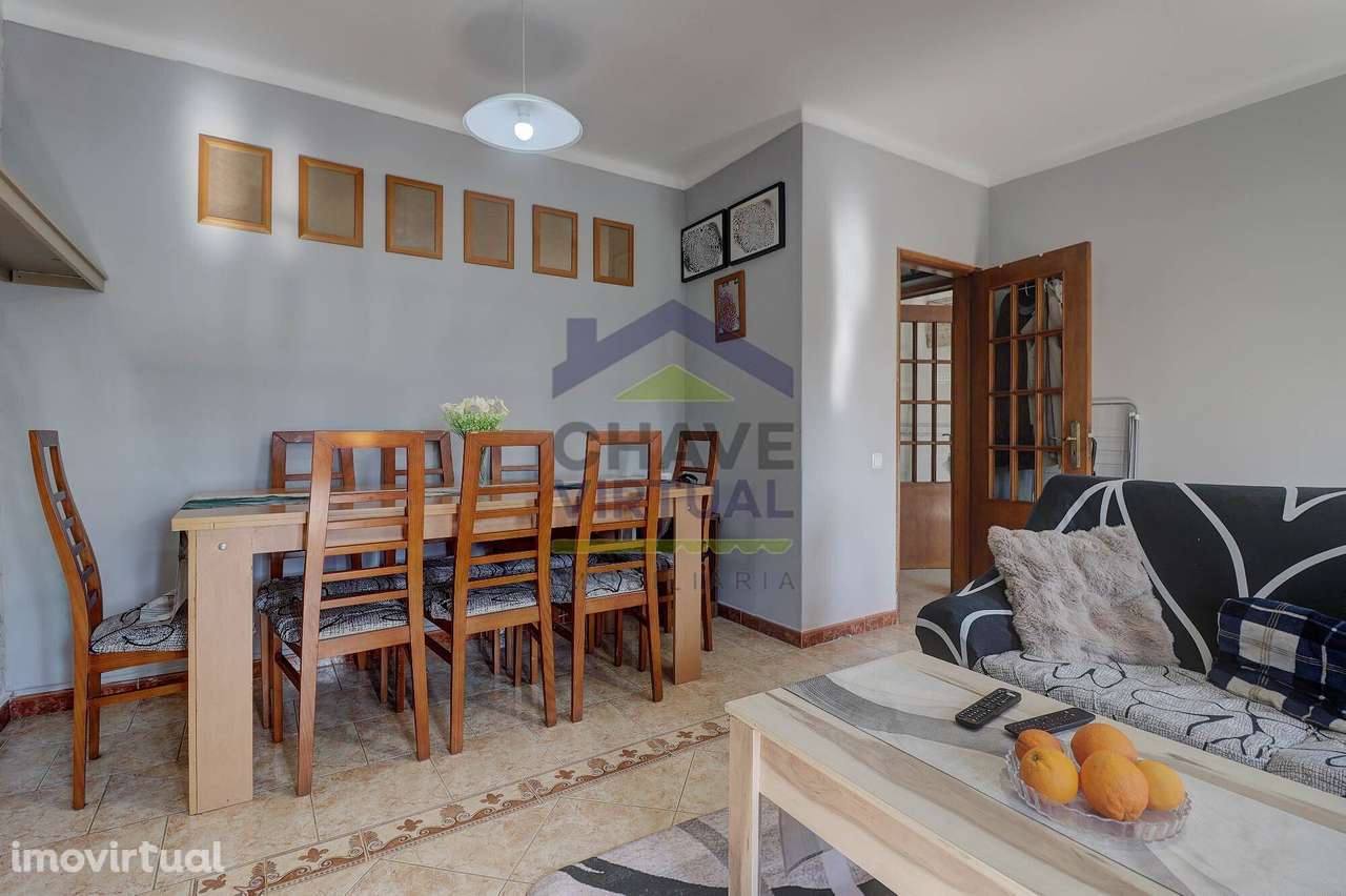 Apartamento T3 com Marquise e Varanda - Centro Caldas da Rainha - Grande imagem: 3/24