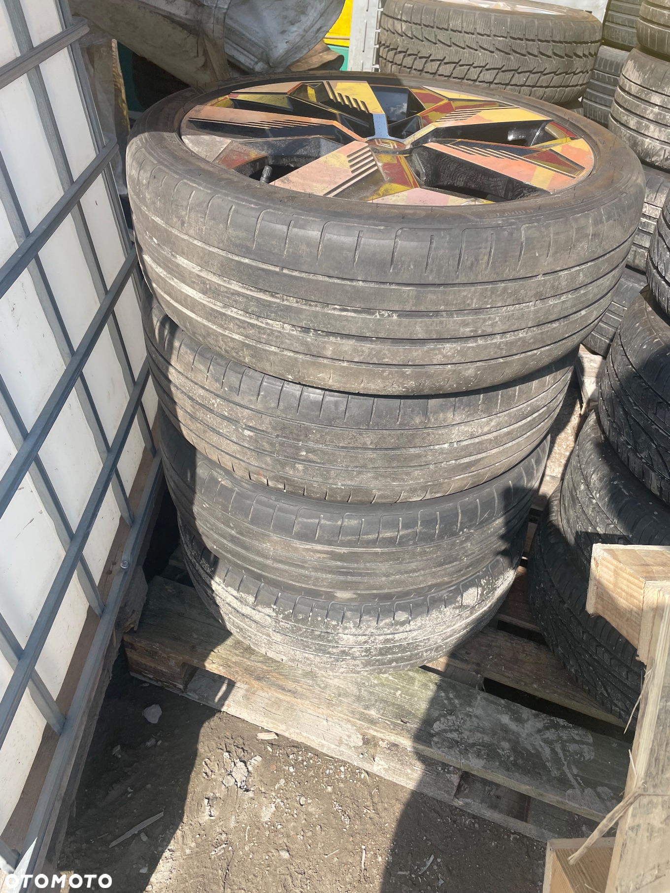 Koła Alu Megane 2023r. 215/45R20 - 4