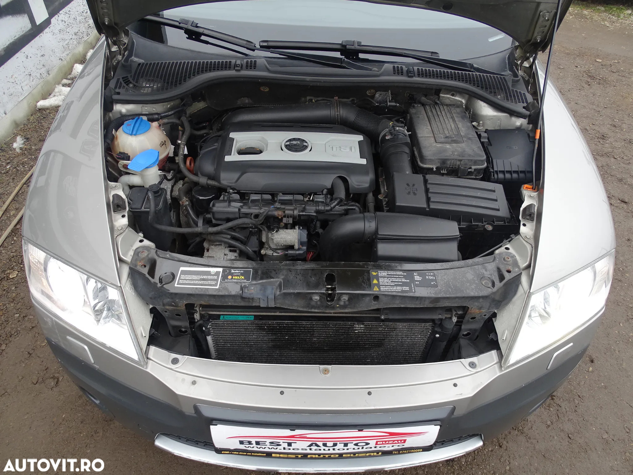 Skoda Octavia Combi 1.8 TSI 4x4 Scout - 20