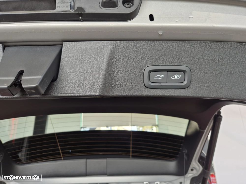 Volvo XC 40 Recharge Extended Range Plus - 21