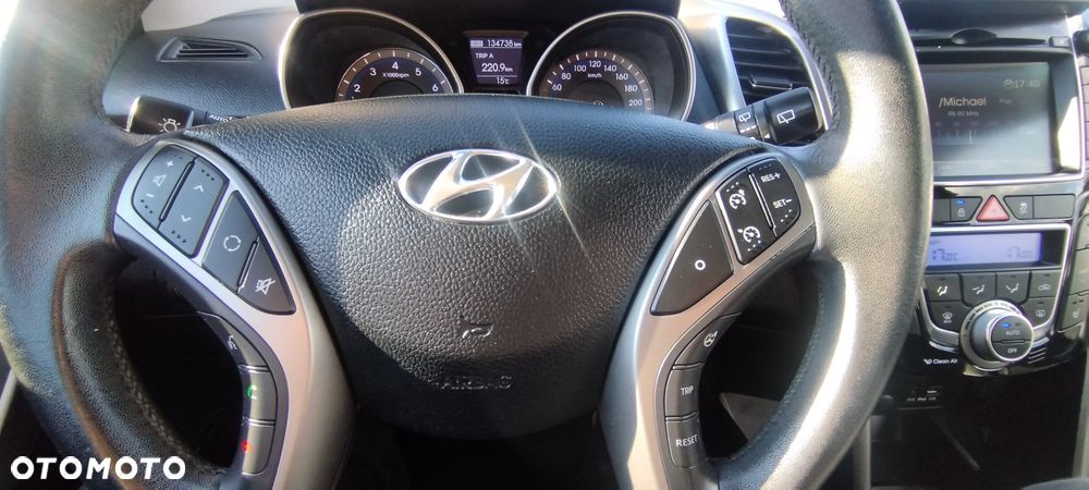 Hyundai i30 1.4 Premium - 24