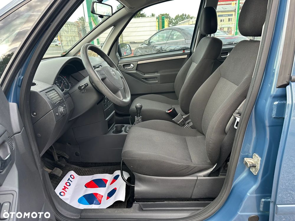 Opel Meriva - 12