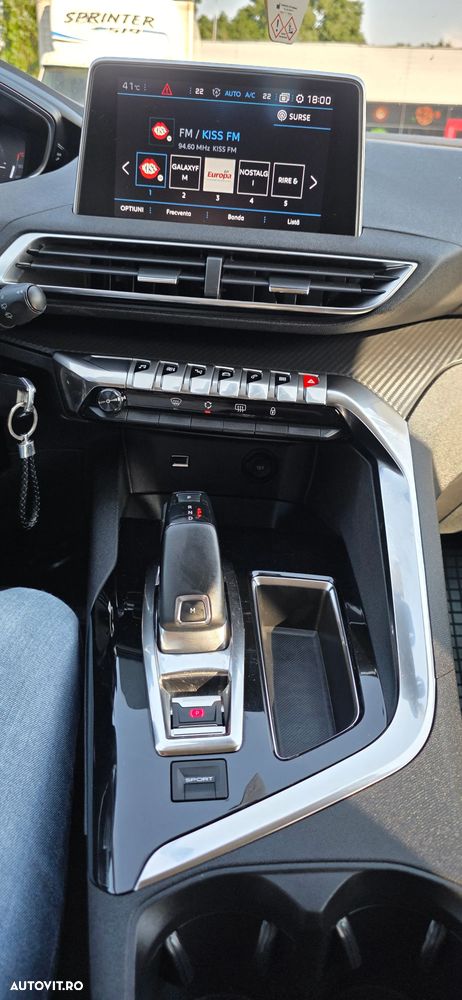 Peugeot 3008 BlueHDi 130 Stop & Start EAT8 Allure - 14