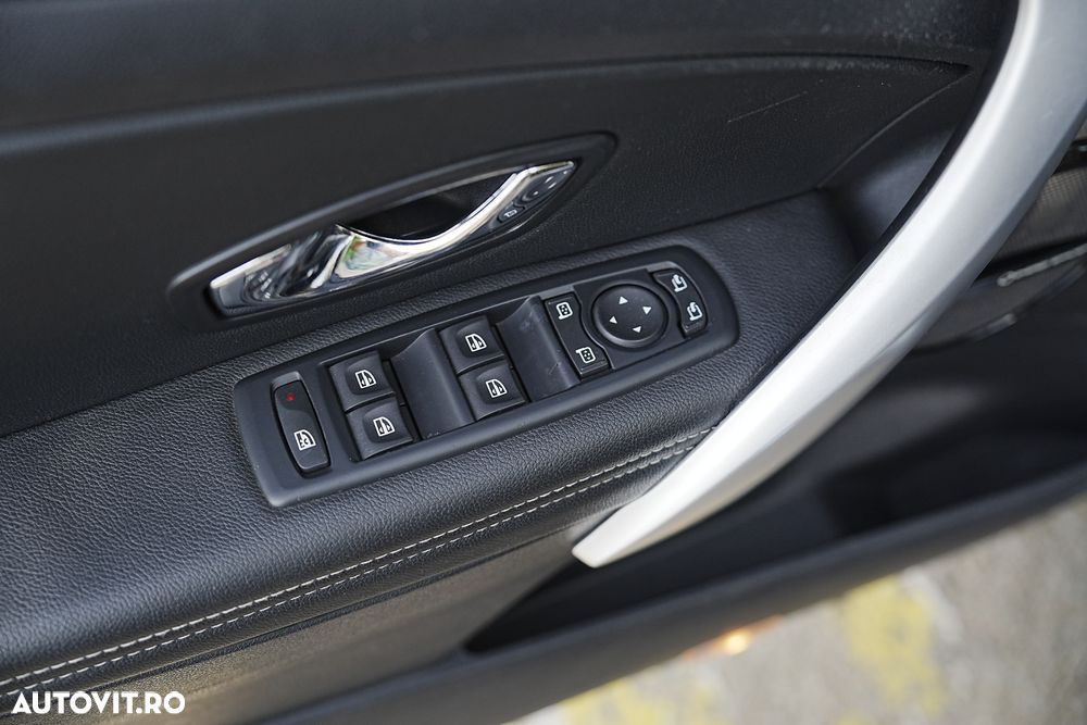 Renault Megane ENERGY TCe 130 Start & Stop Bose Edition - 24