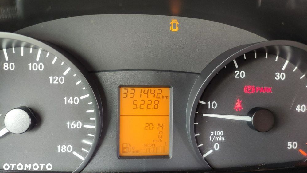 Mercedes-Benz Sprinter - 29