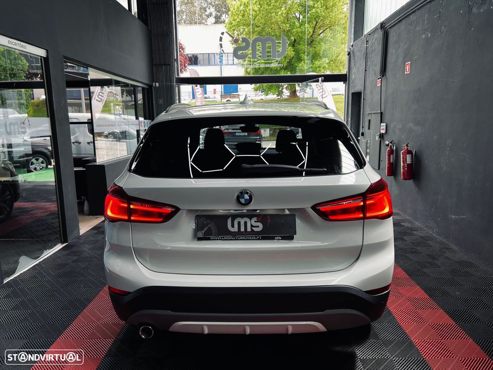 BMW X1 16 d sDrive Line Sport - 8