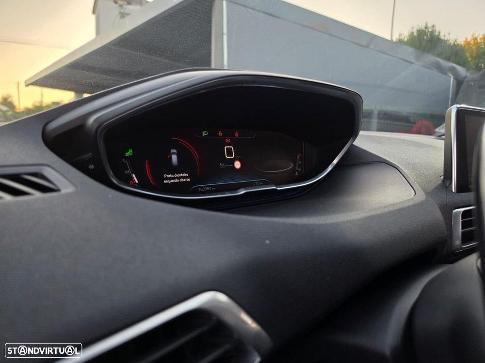 Peugeot 3008 1.6 BlueHDi Allure - 10