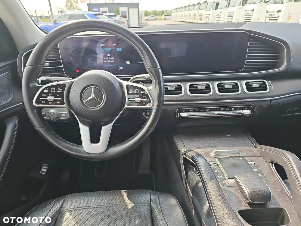 Mercedes-Benz GLE - 12