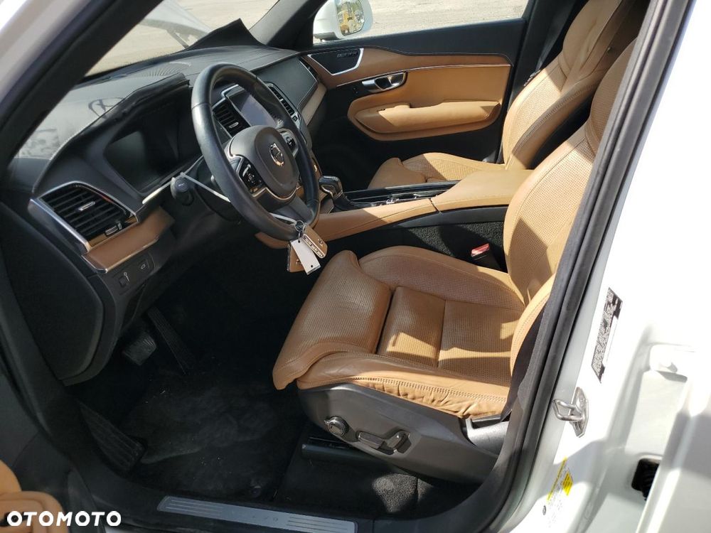 Volvo XC 90 T6 AWD Geartronic Momentum - 8