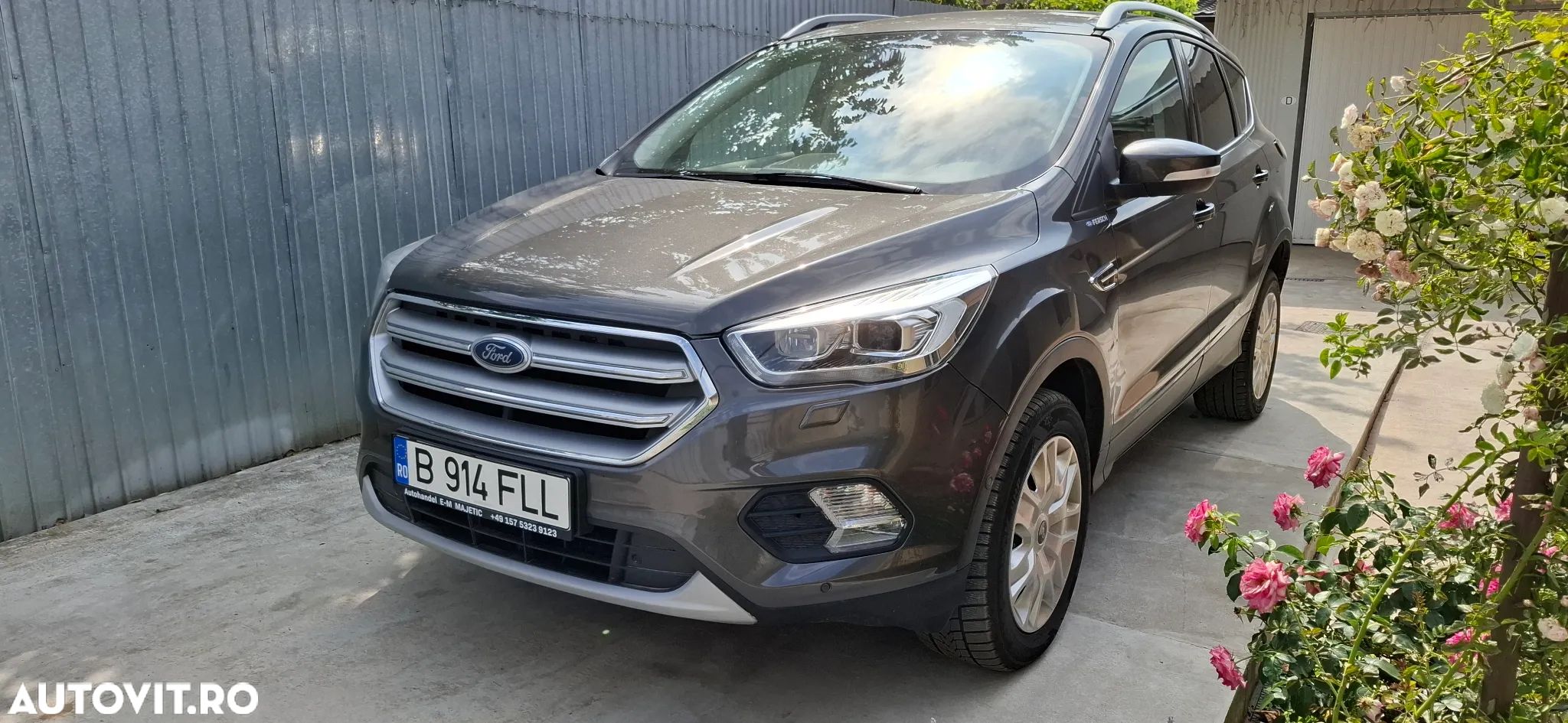 Ford Kuga 1.5 EcoBoost 4x4 Aut. Titanium - 1