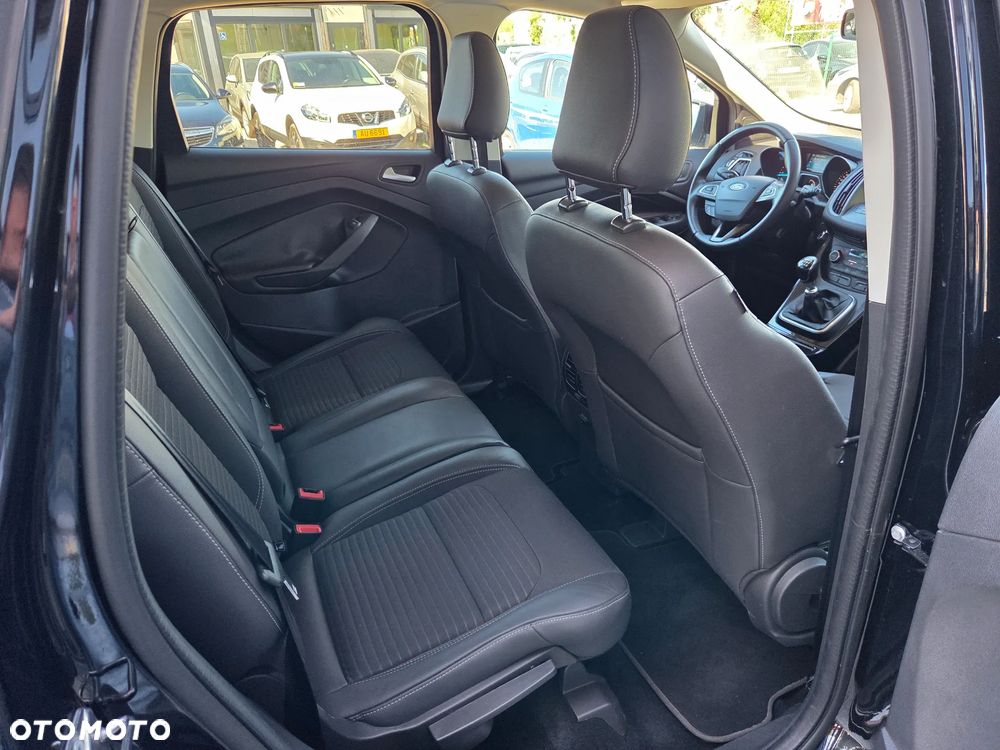 Ford Kuga 2.0 TDCi 2x4 Black & Silver - 11