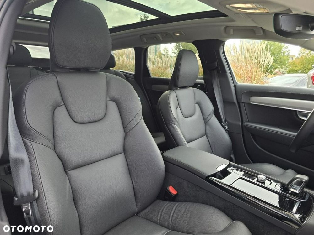 Volvo V90 - 26