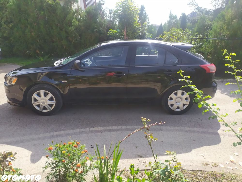 Mitsubishi Lancer 1.6 Inform - 10