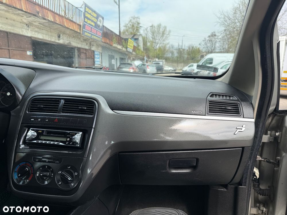 Fiat Punto - 5