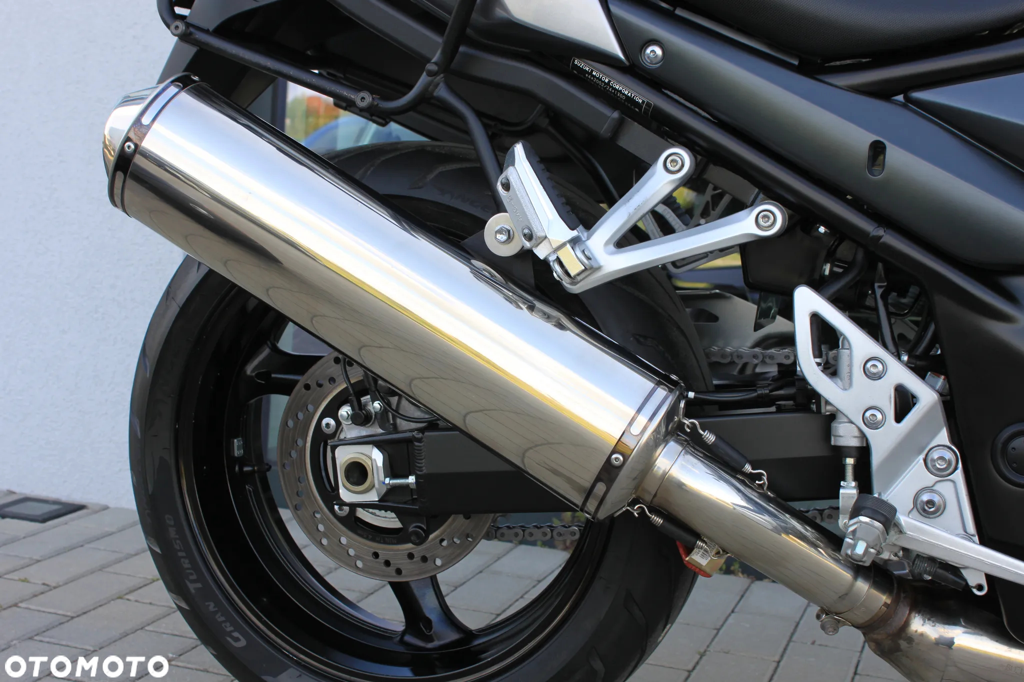 Suzuki GSX - 28
