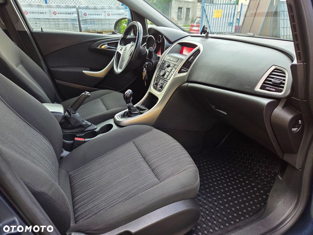 Opel Astra 1.4 Selection - 18