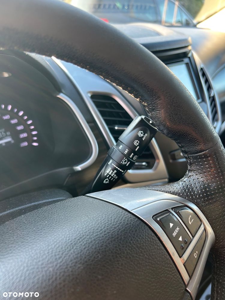 SsangYong/KGM Korando 2.0 E-XDi DPF 4WD Automatik Quartz - 13