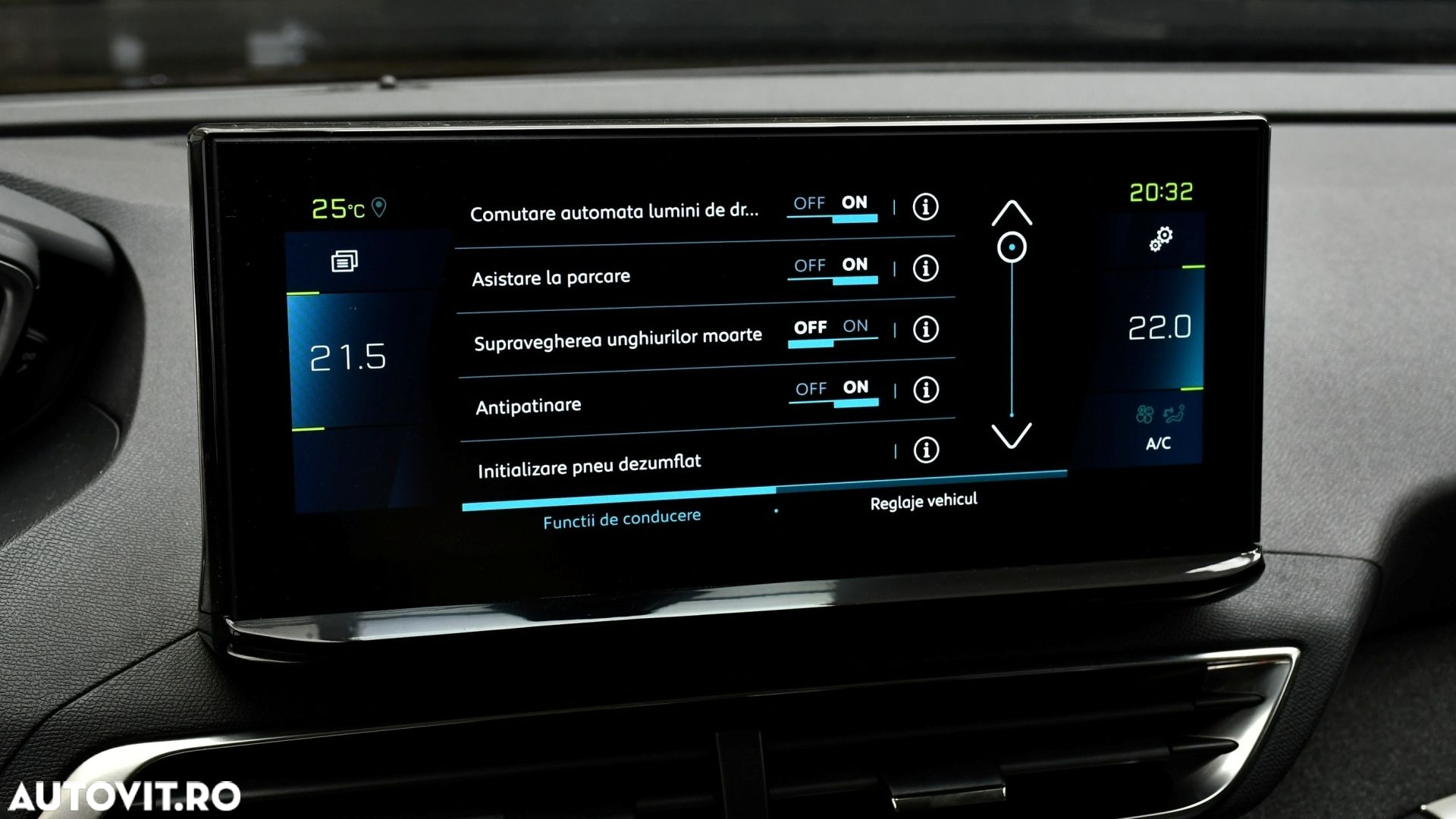 Peugeot 3008 PHEV EAT8 Allure - 19