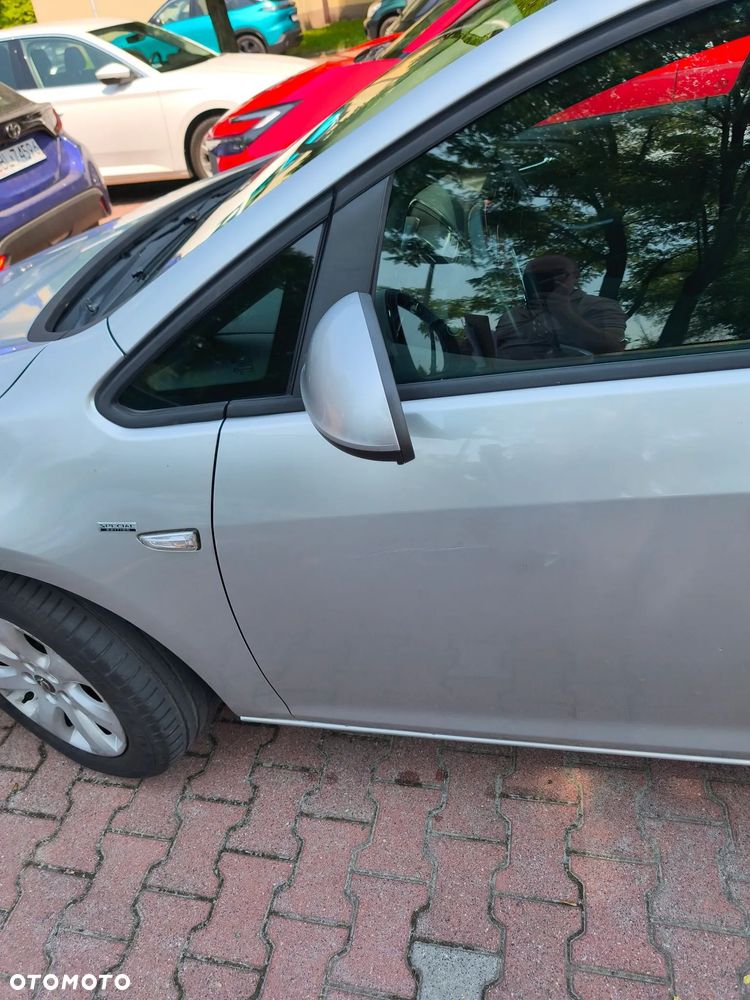 Opel Astra 1.4 T Sport - 10