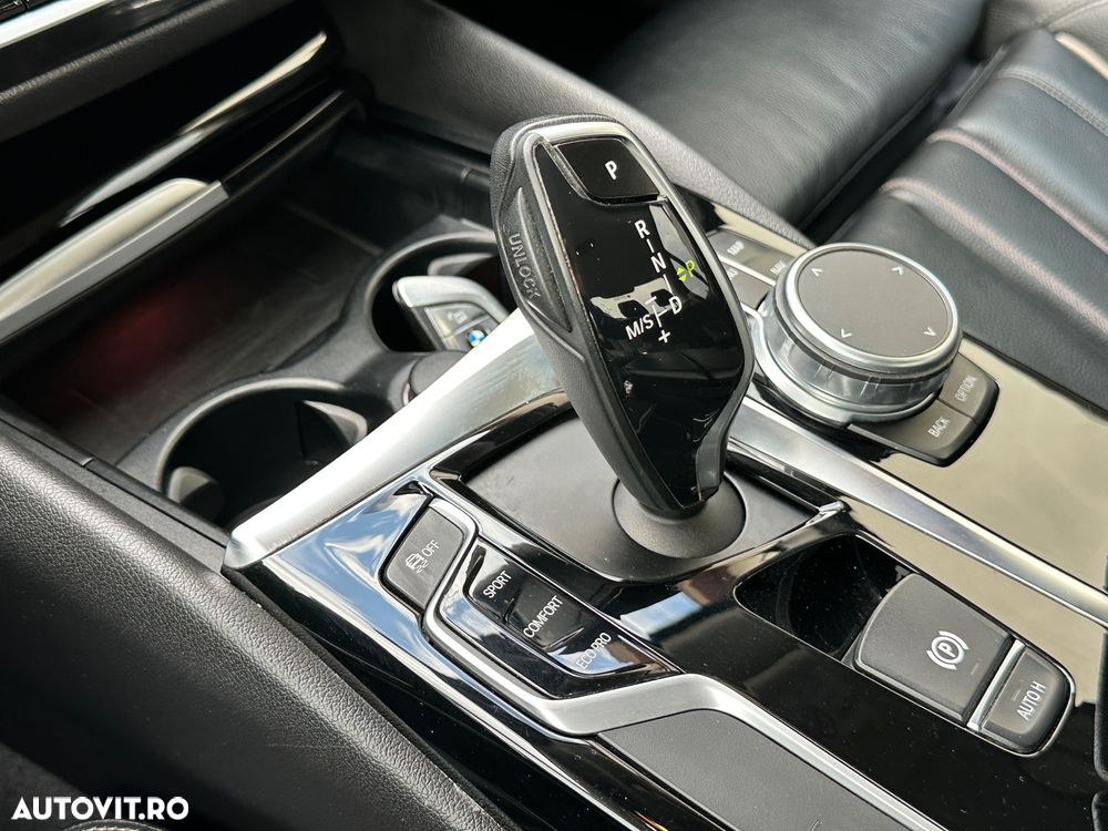 BMW Seria 5 520d Aut. - 16