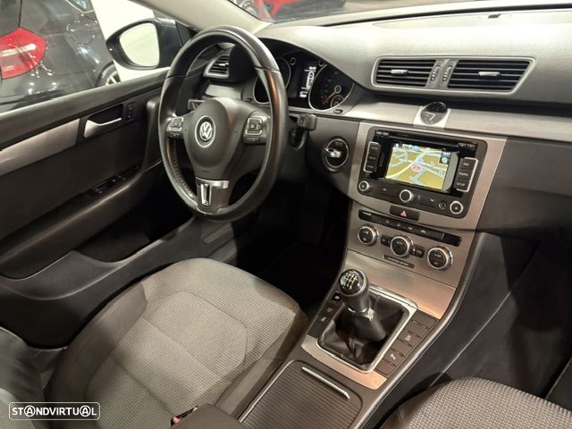 VW Passat Variant - 15