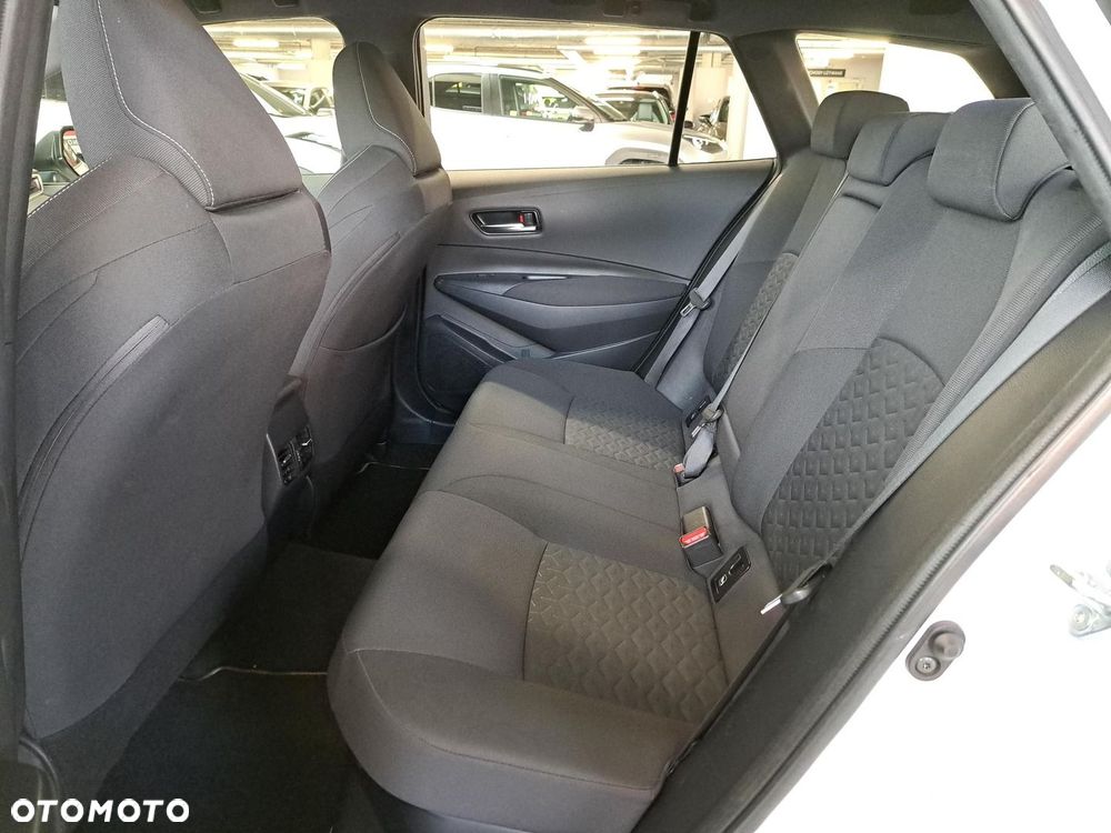 Toyota Corolla 1.8 Hybrid Comfort - 12