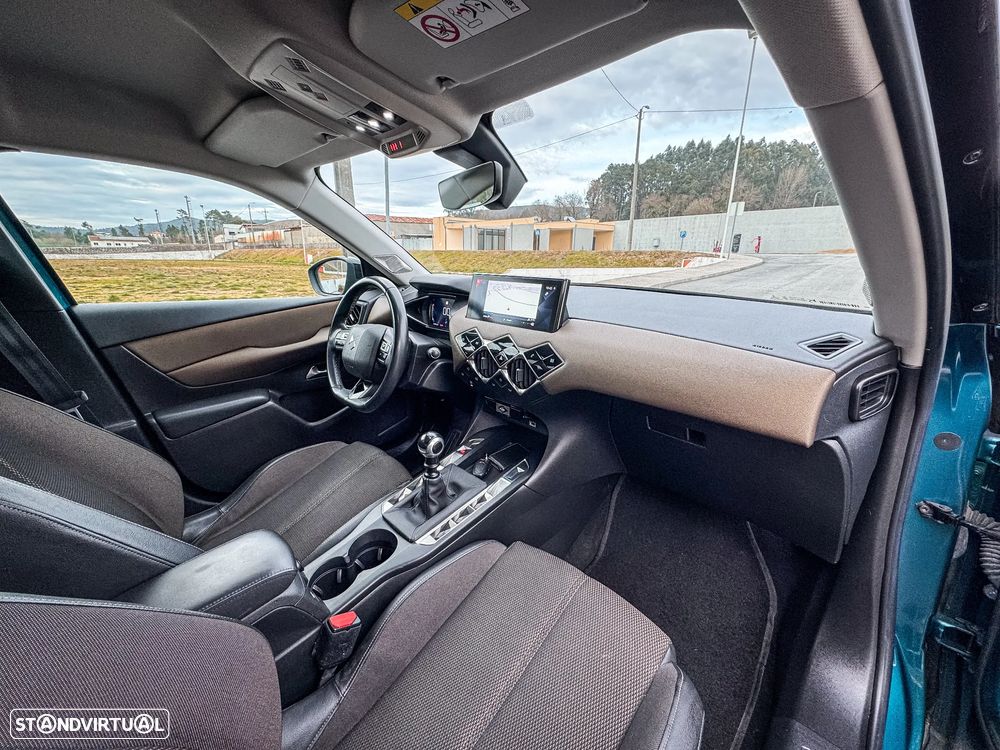 DS DS3 Crossback 1.2 PureTech Roofs of Paris - 16