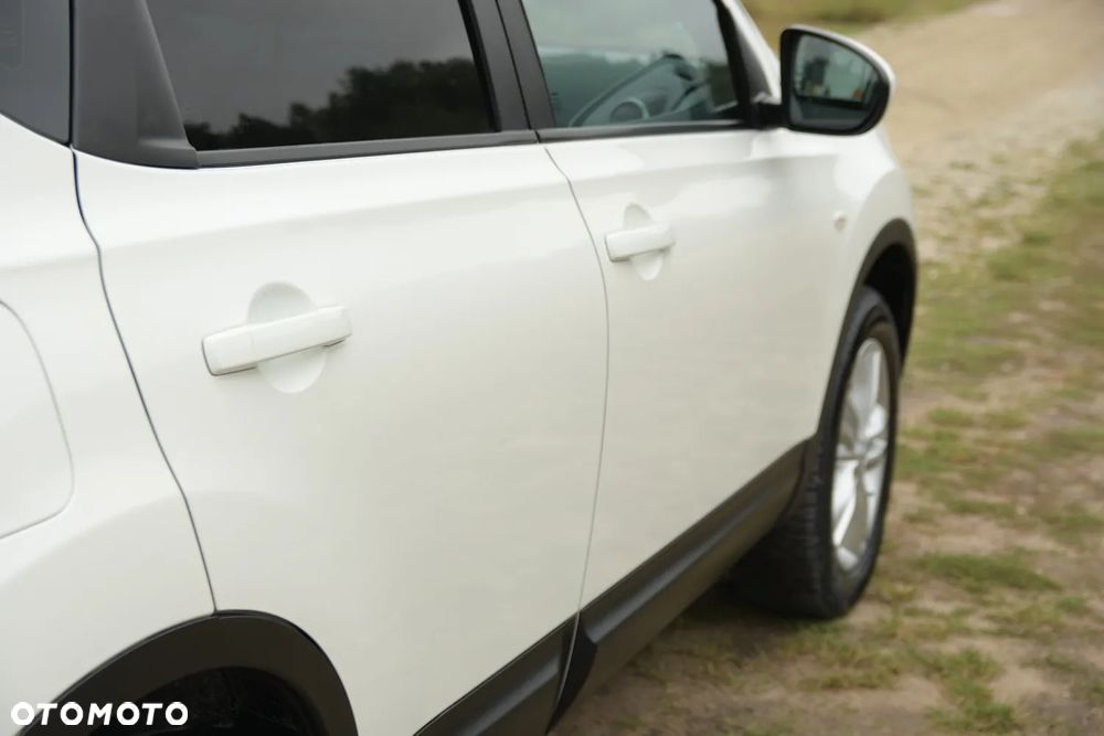 Nissan Qashqai 1.6 visia - 15