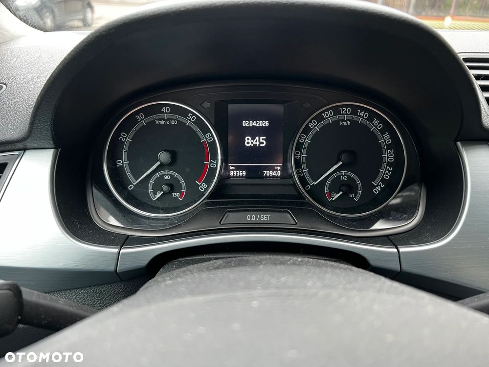 Skoda Fabia 1.0 TSI Ambition DSG - 11