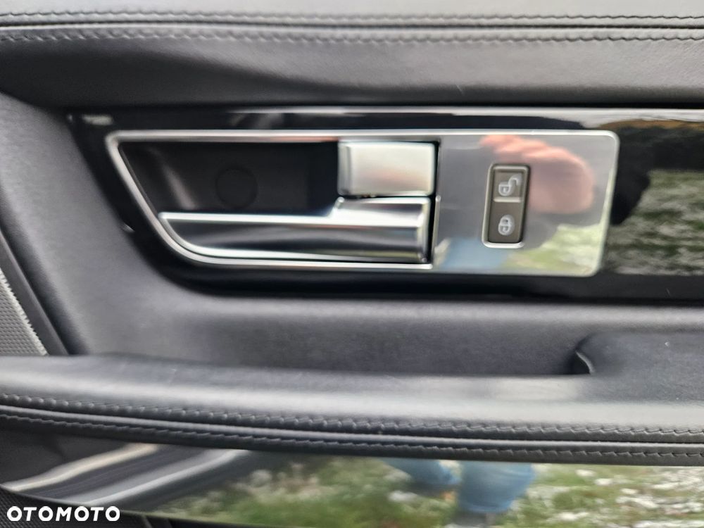 Land Rover Range Rover Sport - 35