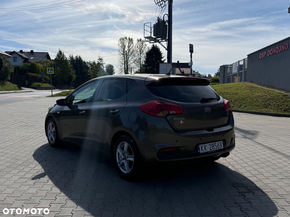 Kia Ceed - 3